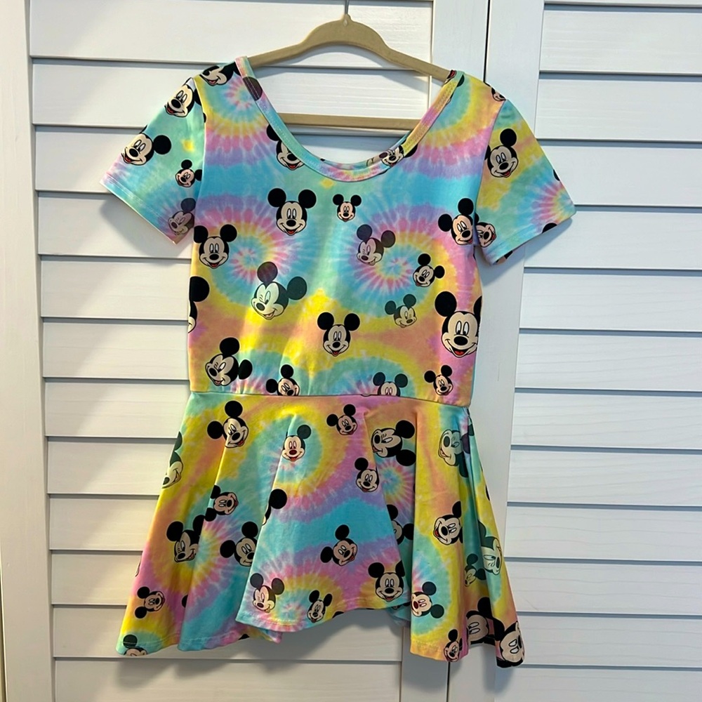 WRK Skirted Leo size 7/8 fits like 6T wore once excellent condition
